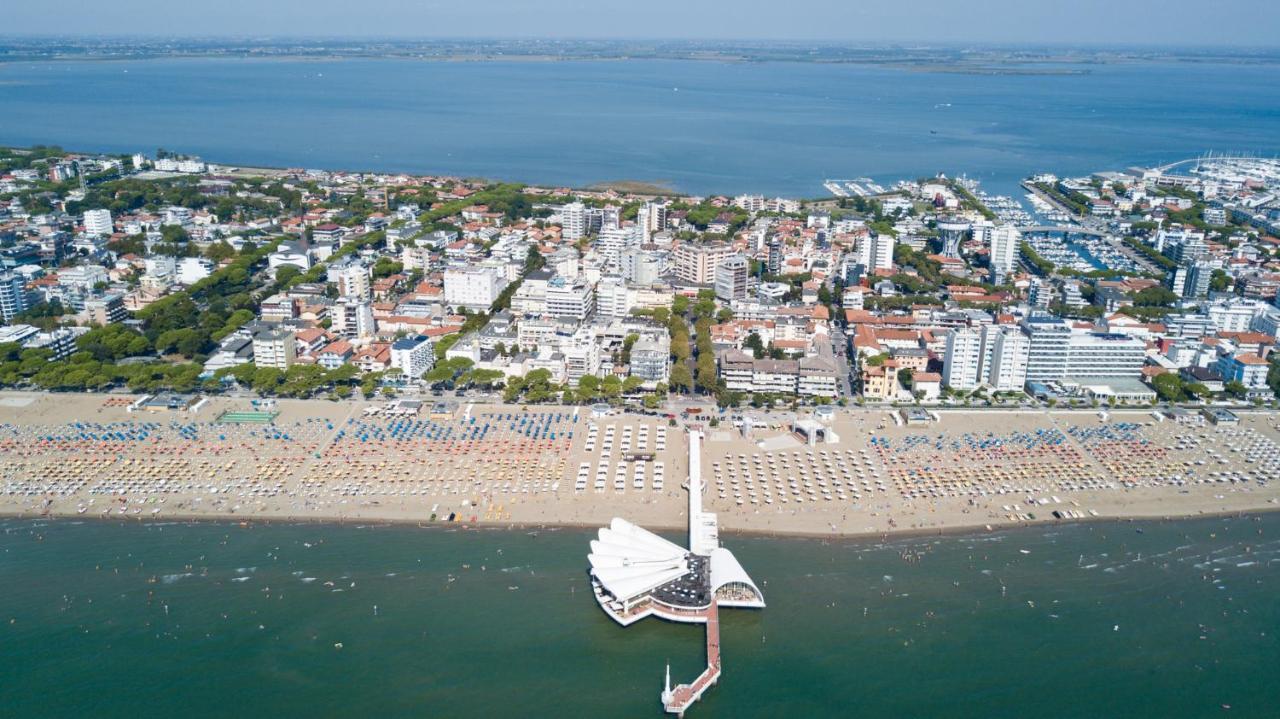 Villaggio Laura Apartment Lignano Sabbiadoro